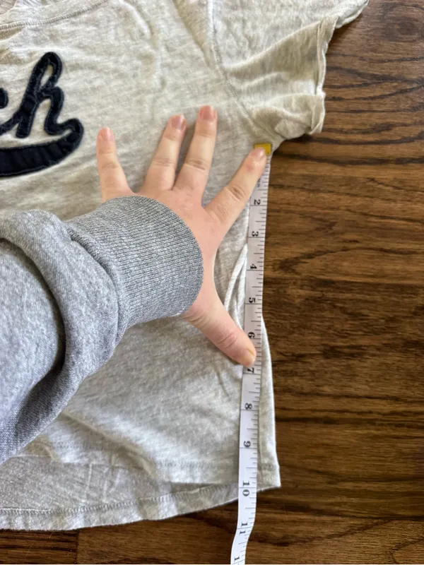 Abercrombie and Fitch Large Cropped Short Sleeve Shirt Navy Logo Grey Oversized - Image 4