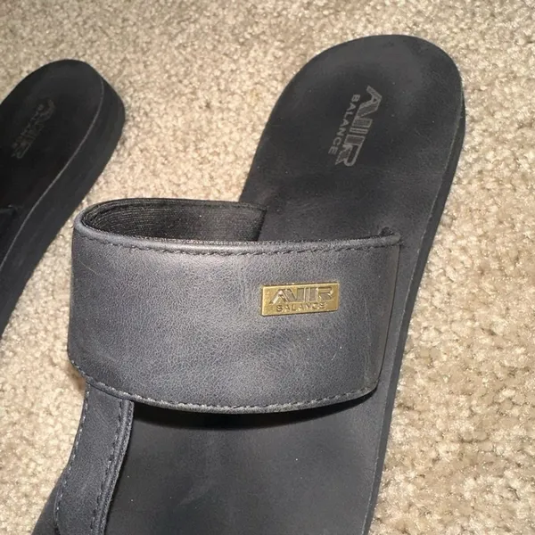 Air Balance Black Thong Flip Flops Size 7 - Image 7