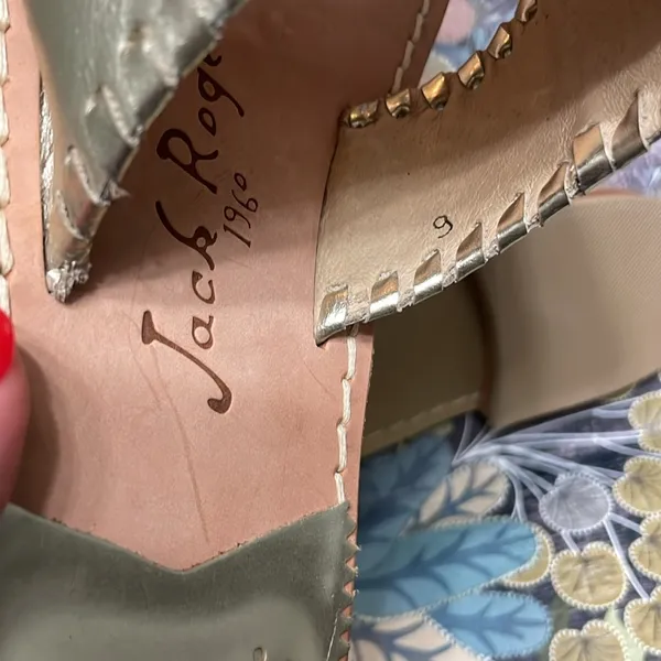 Jack Rogers Strawberry Platinum Metallic Leather Flip Flop Sandals Shoes - Image 4