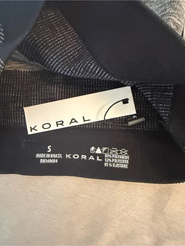 KORAL Seamless Racerback Crop Sports‎ Bra Gray Black NWT Size S - Image 3
