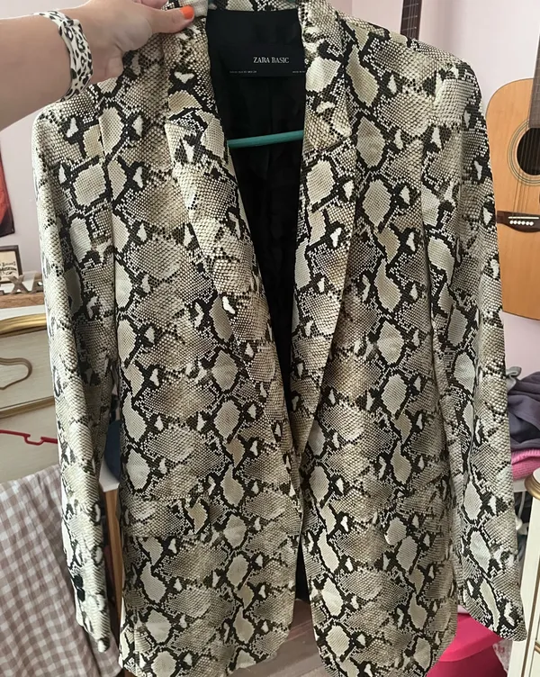 ZARA Snakeskin Blazer Print One-Button - Image 3