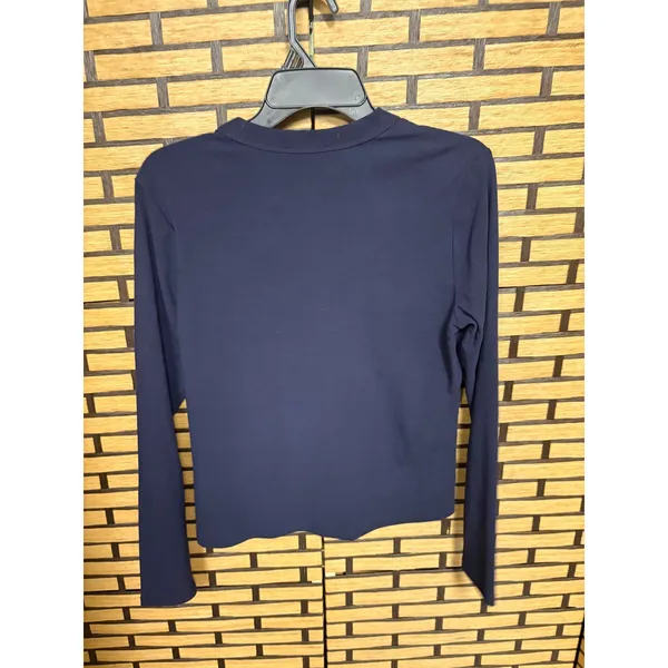 Free Assembly Navy Henley Top‎ Size Large - Image 2