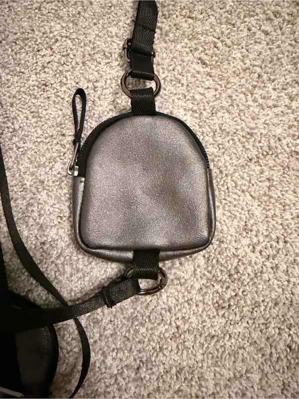 CALIA by Carrie Underwood modular phone crossbody travel bag - Image 2