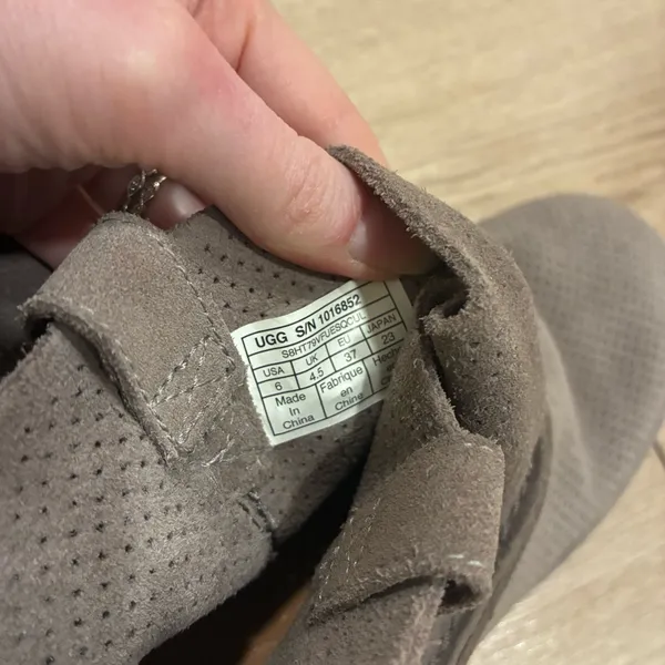 UGG Women’s Unlined Mini Perf Boot Suede Ankle Perforated Leather Size 6 - Image 8
