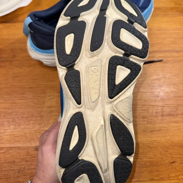 Hoka bondi 8 running shoes size 9 - Image 6