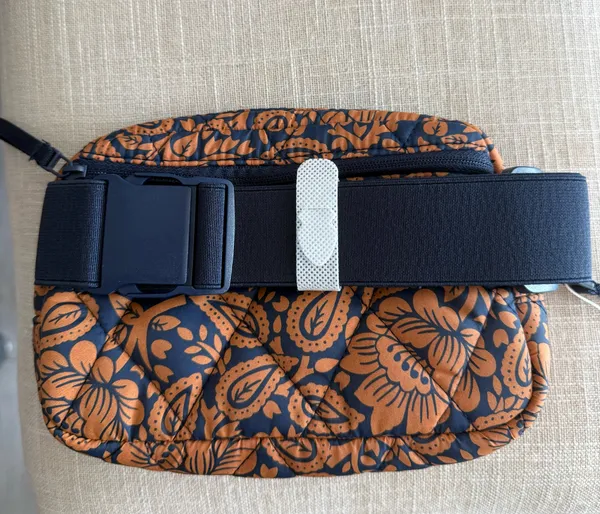 Vera Bradley belt bag NWT - Image 2