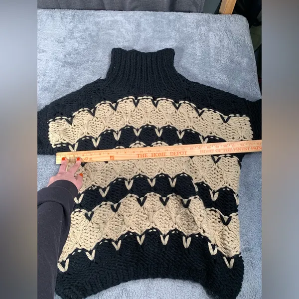 POL Chunky Knit Black and Tan Sweater large turtleneck - Image 7