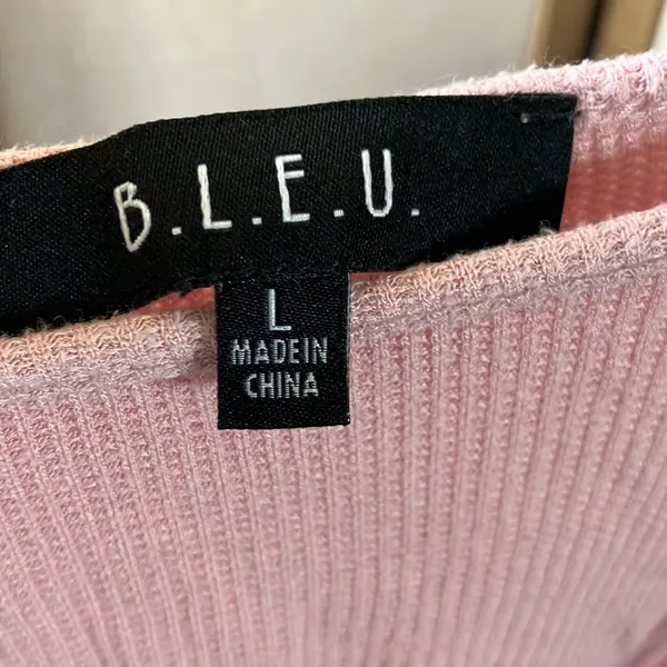 B.L.E.U. Soft Pink Top large - Image 4