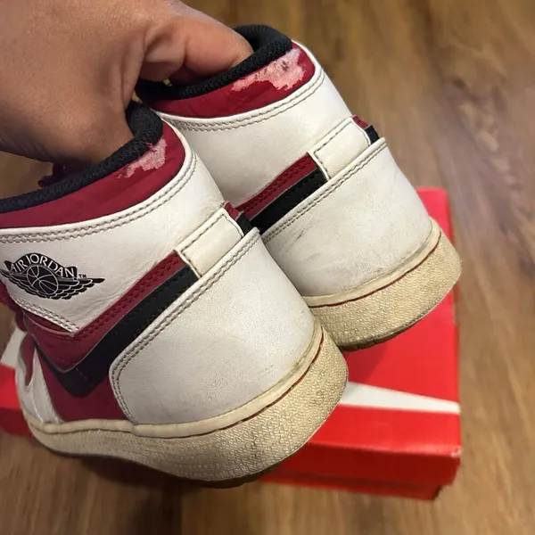 NIKE air jordan 1 retro carmine mid top shoes sneakers women’s 6 = 4.5Y - Image 7