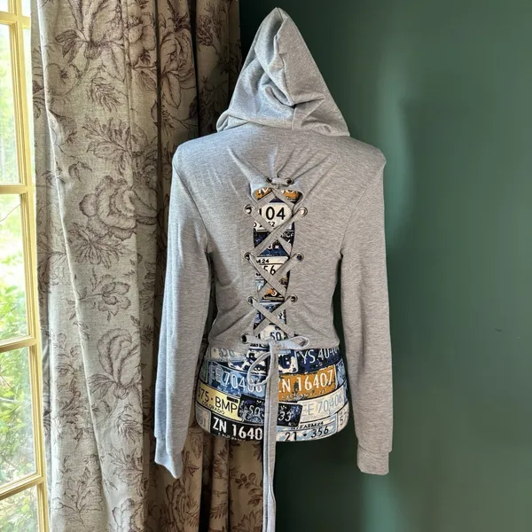 Shein Womens Cropped Hoodie Size Medium Gray Ties on‎ Back Long Sleeve - Image 4