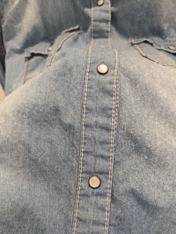 Laura Ashley Denim Womens XL Western Pearl Snap Button Denim Shirt Acid Wash Y2K - Image 4