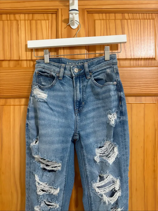 American Eagle Stretch Distressed Mom Jeans Size 000 - Image 3