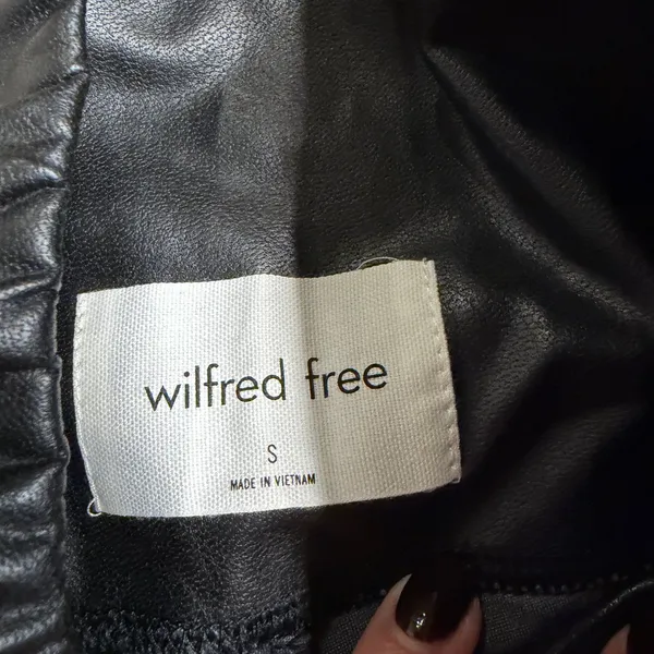 Wilfred Aritzia Black Leather Leggings‎ Size Small - Image 2