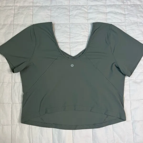 Lululemon Women's Align Tee in Grey Sage - 16 - Image 3