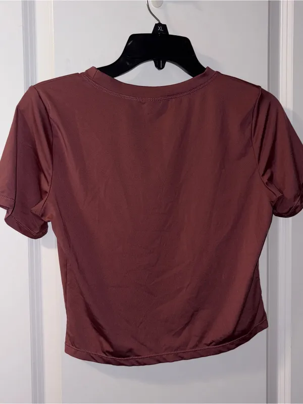 Women's Mauve Short Sleeve Workout Crop Top Size: M - Image 3