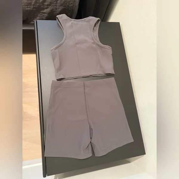 Edikted Zoella Ribbed Set - Image 8
