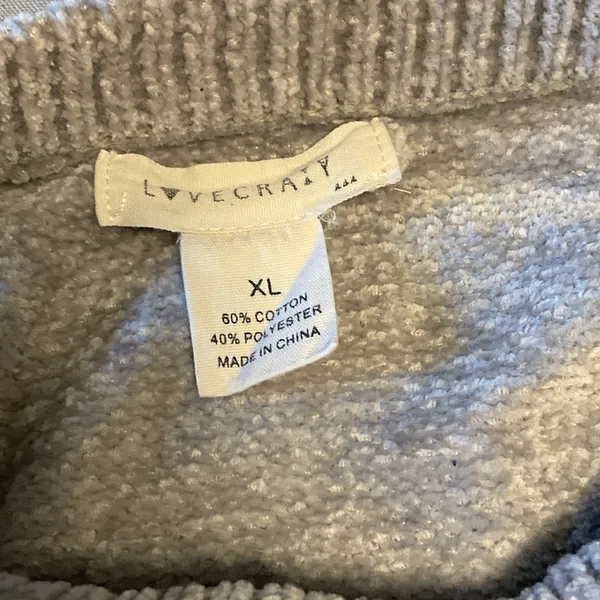 Elegant Gray Women's Crew Neck Sweater - Image 5