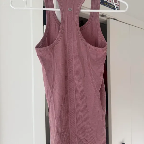 Lululemon Tech Swiftly Tank - Image 4