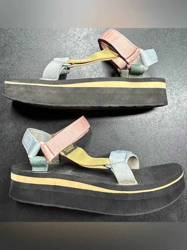 Teva Women's Size 7.5 Universal Light Multi Color Platform Sandal - Image 3