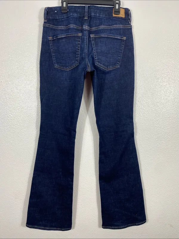 American Eagle Outfitters Dark Blue High-Rise Flare Jeans Size 4 - Image 6
