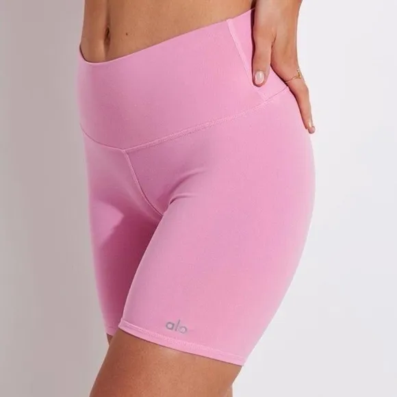 Alo Pink Biker Yoga Shorts - Image 2