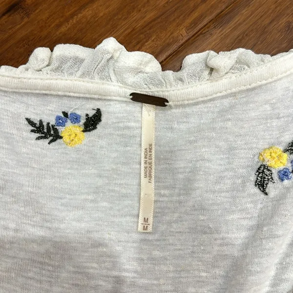 Free people ecru combo floral sequin embroidered cropped ruffle blouse - Image 2