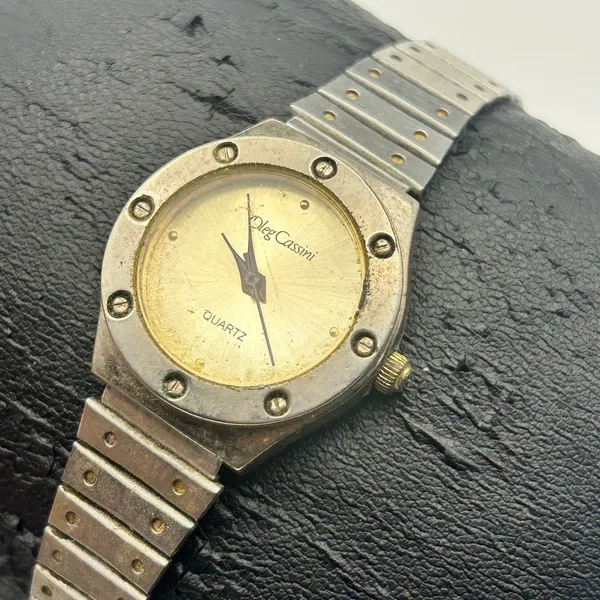 Vintage Oleg Cassini Silver-tone Women’s Quartz Watch Working New Battery - Image 2