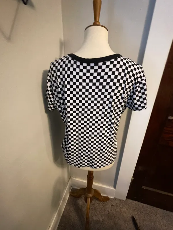 Rue 21 Checkered Tee - Image 3