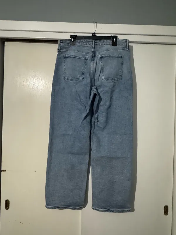 Old Navy Extra High-Waisted Sky-Hi Wide-Leg Jeans - Image 6