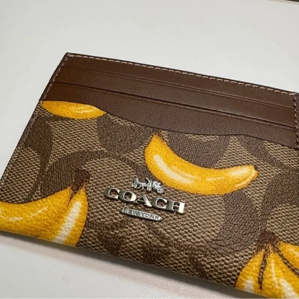coach Slim Id Card Case In Signature Canvas With Banana Print cr842 - Image 2