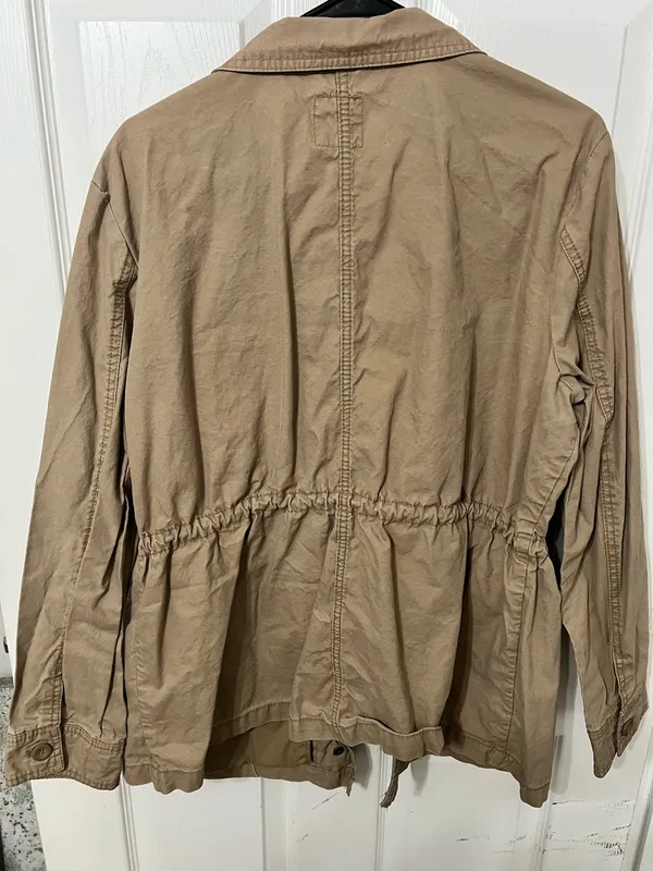 Old Navy Jacket - Image 4