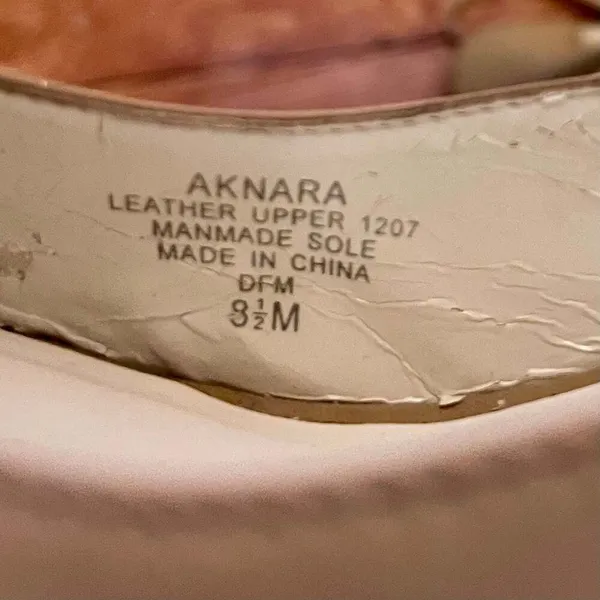 Anne Klein AKNARA Beige Leather Pointed Toe Slingback Kitten Heels Size 8.5M - Image 10