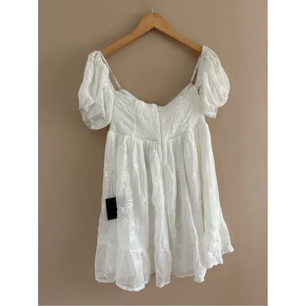 Lulus Cutest Icon White Embroidered Off-the-Shoulder Mini Dress Size Medium NWT - Image 3