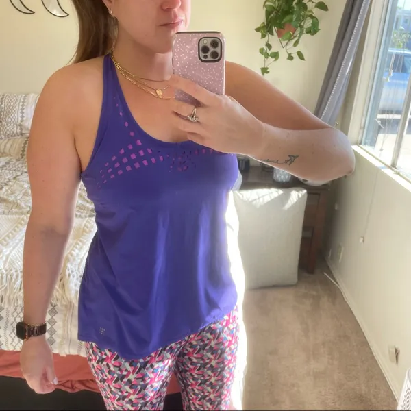 Workout tank with built in bra Purple Size 10 - Image 8