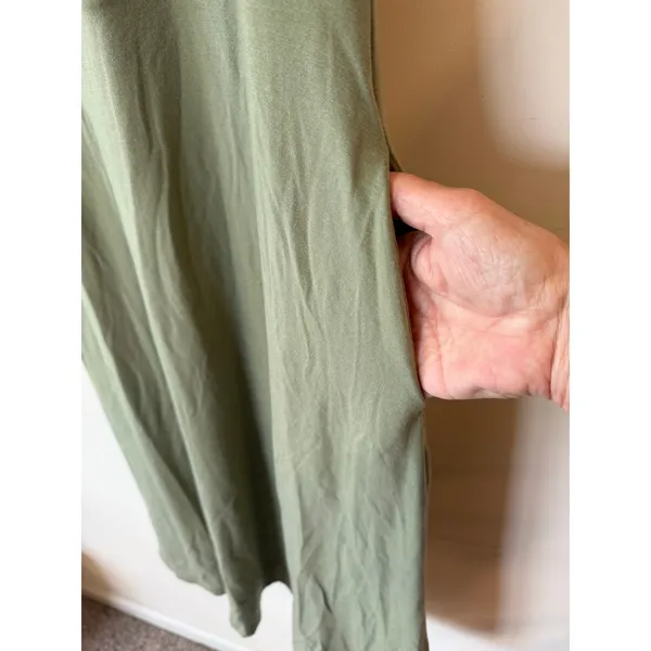 Weekend NWT Jersey Sleeveless Square Neck Midi Dress Sage Green Women's Medium - Image 10