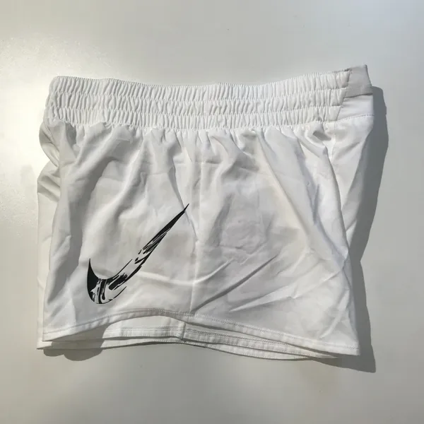 Women's Nike One Dri-FIT Mid-Rise Brief Lined Graphic Shorts - Image 3