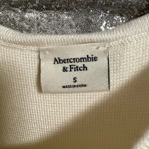 Abercrombie & Fitch Cream Knit Top - Image 3