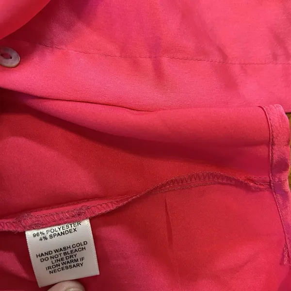 NWT Boutique Hot Pink Women Medium Satin Long Sleeve‎ Collared Button Up Top - Image 5