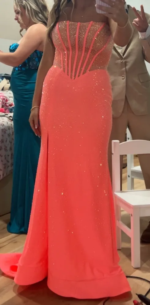 Sherri Hill Prom Dress - Image 2