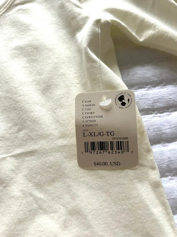 Free People intimately fitted seamless long sleeve size L/XL - Image 4