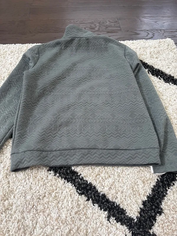 SHU quarter zip Gray Size M - Image 3