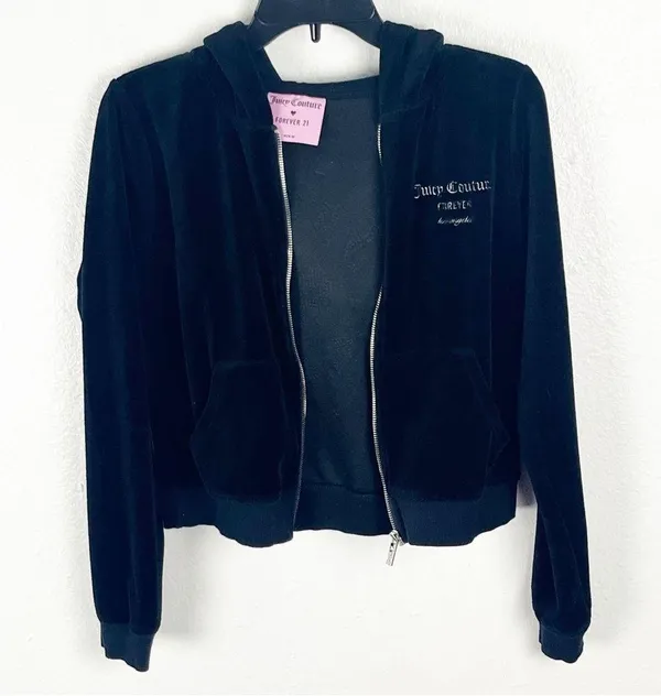 JUICY COUTURE x FOREVER 21 Black Velvet Velour 2 Piece Track Suit, Size Medium - Image 9