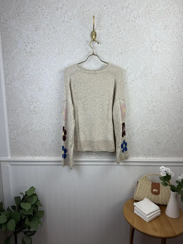 Madewell Beige Belmore Boxy Fit Floral-Sleeve Pullover Sweater - Size - Medium - Image 6