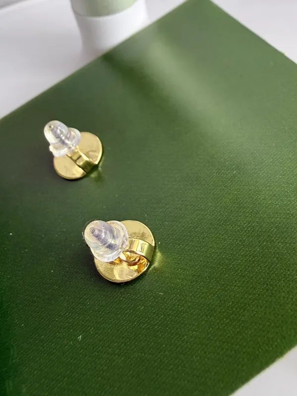 Tory Burch Moondance Pearl Drop Earrings. - Image 3