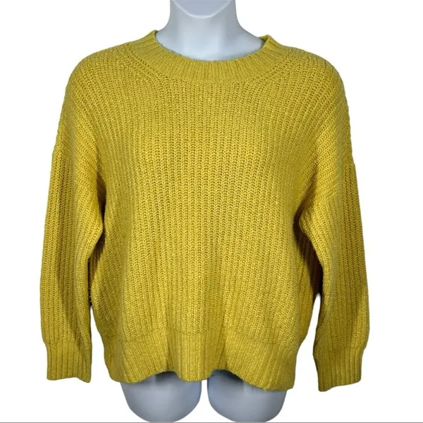 American Eagle Mustard Gold Chunky Knit Sweater Medium Oversized Fall - Image 2
