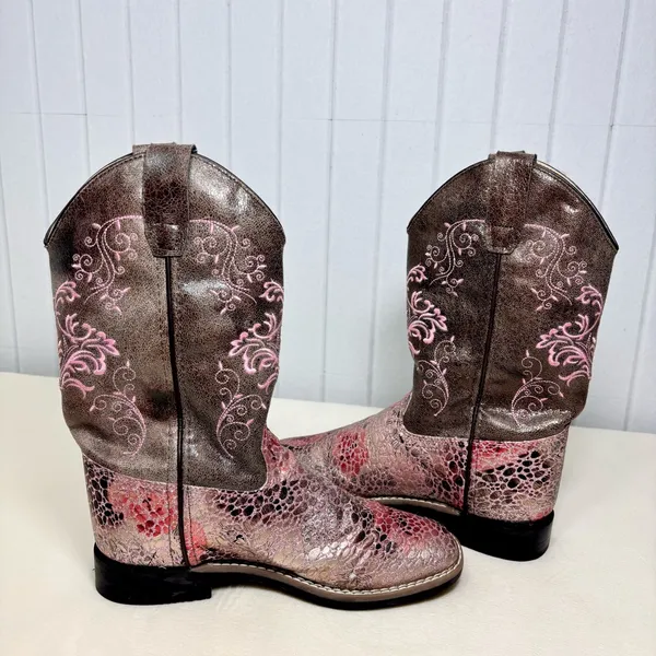 Shyanne Faux Leather Western‎ Boots - Square Toe size Size 5 - Image 14