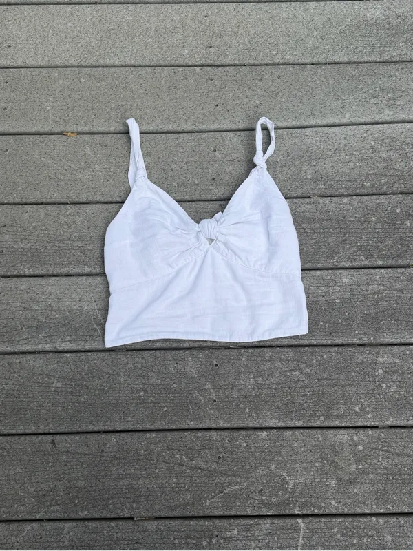 Abercrombie & Fitch White Knot-Front Cropped Camisole - Image 2