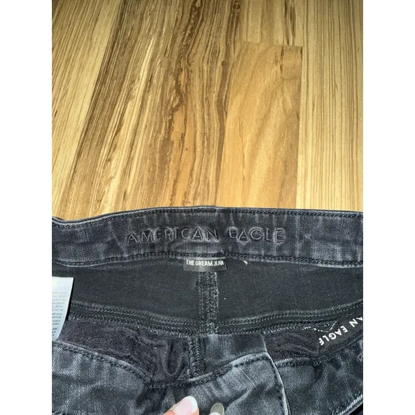 American Eagle Women's 6‎ Short Black Super Hi-Rise Jegging Dream Stretch Jeans - Image 2