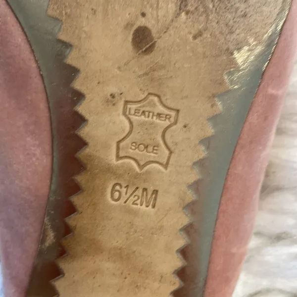 Tory Burch Mules color light pink size 6.5 condition good soft leather - Image 7