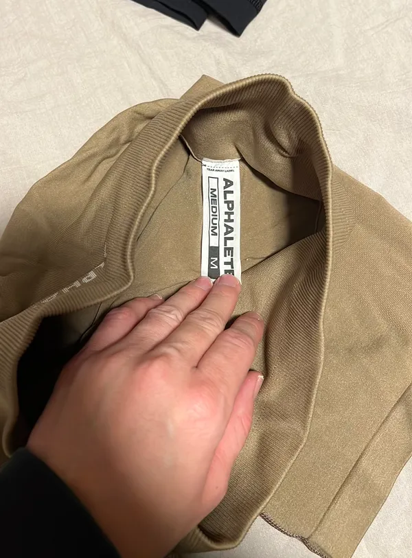 Alphalete Gym Shorts - Image 3